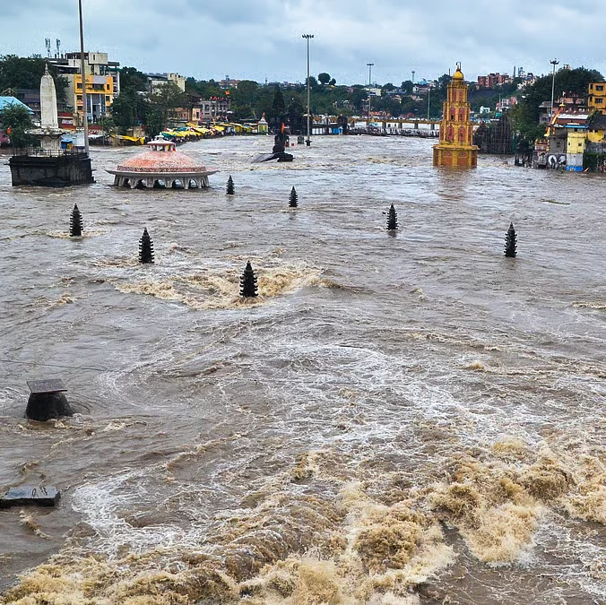 Ramkund on the Godavari River in Nashik